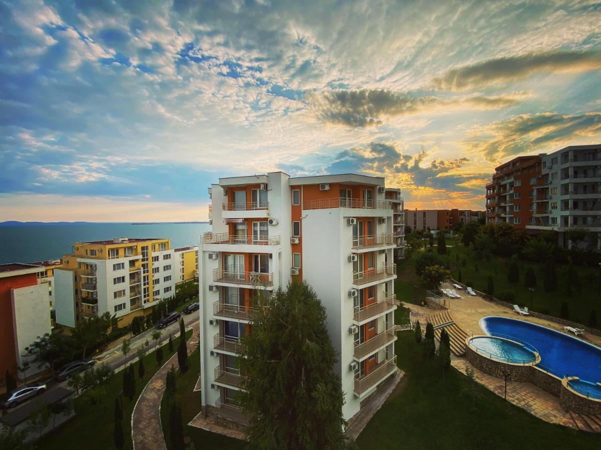 Sea View Panoramic Apartments, Fort Noks Crown Club 圣弗拉斯 外观 照片